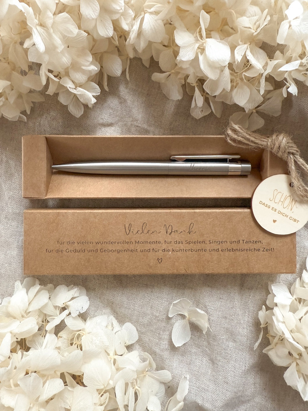 Personalisierter Kugelschreiber aus Edelstahl für Erzieherin oder Tagesmutter mit Gravur & Geschenkbox | Vielen Dank