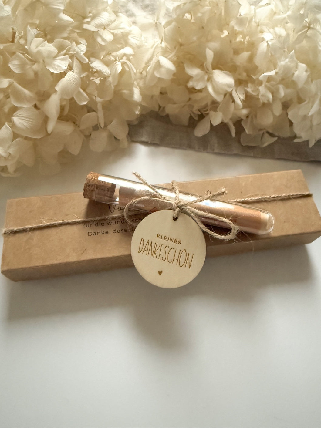 Personalisierter Kugelschreiber aus Edelstahl für Erzieherin oder Tagesmutter mit Gravur & Geschenkbox | Von Herzen