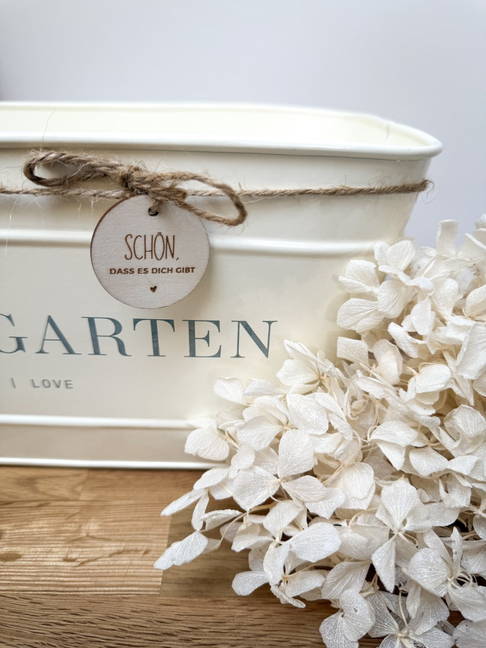 Personalisierter Metall-Blumenkasten "Blumengarten" | Gravur "Love Grow Bloom" | Geschenk für Mama & Oma
