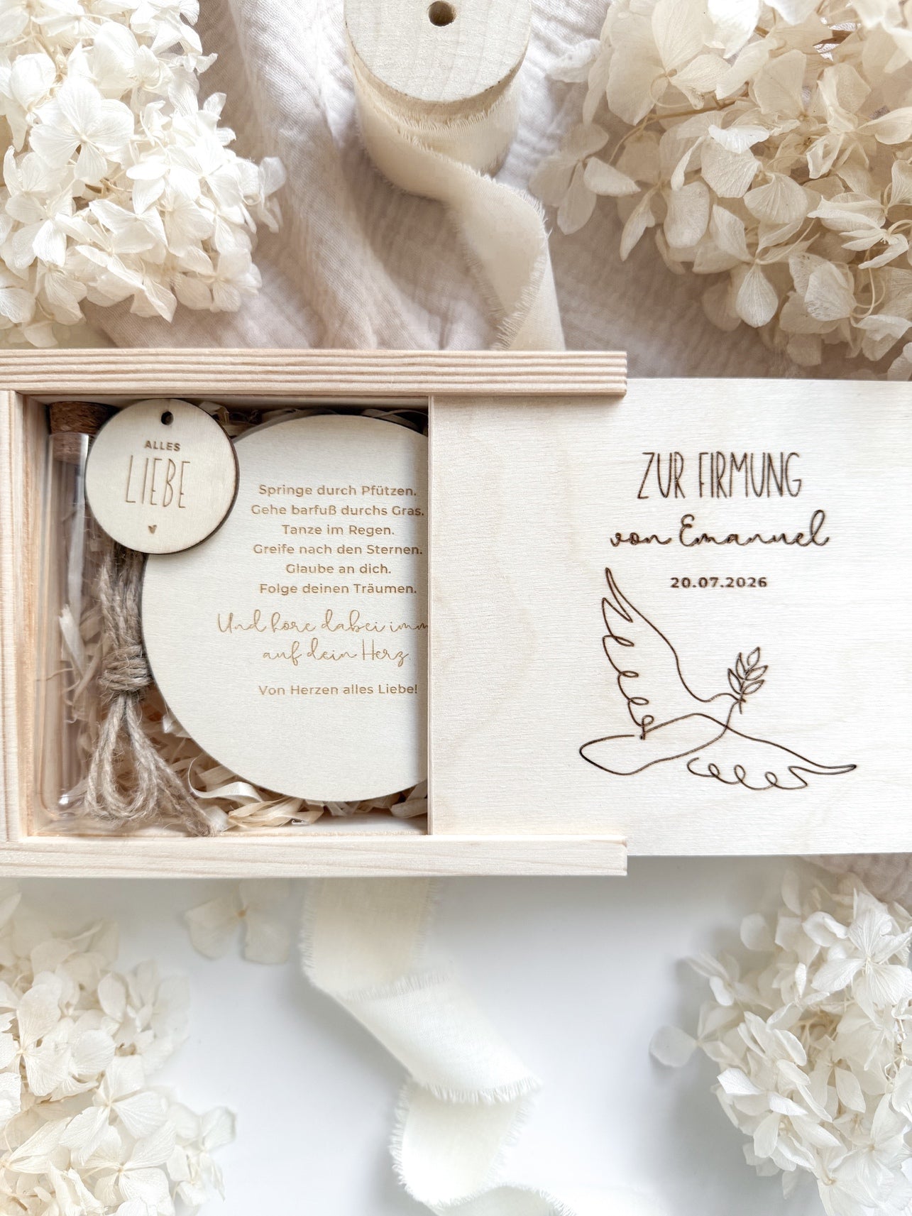 Personalisiertes Geldgeschenk aus Holz zur Firmung | Taube