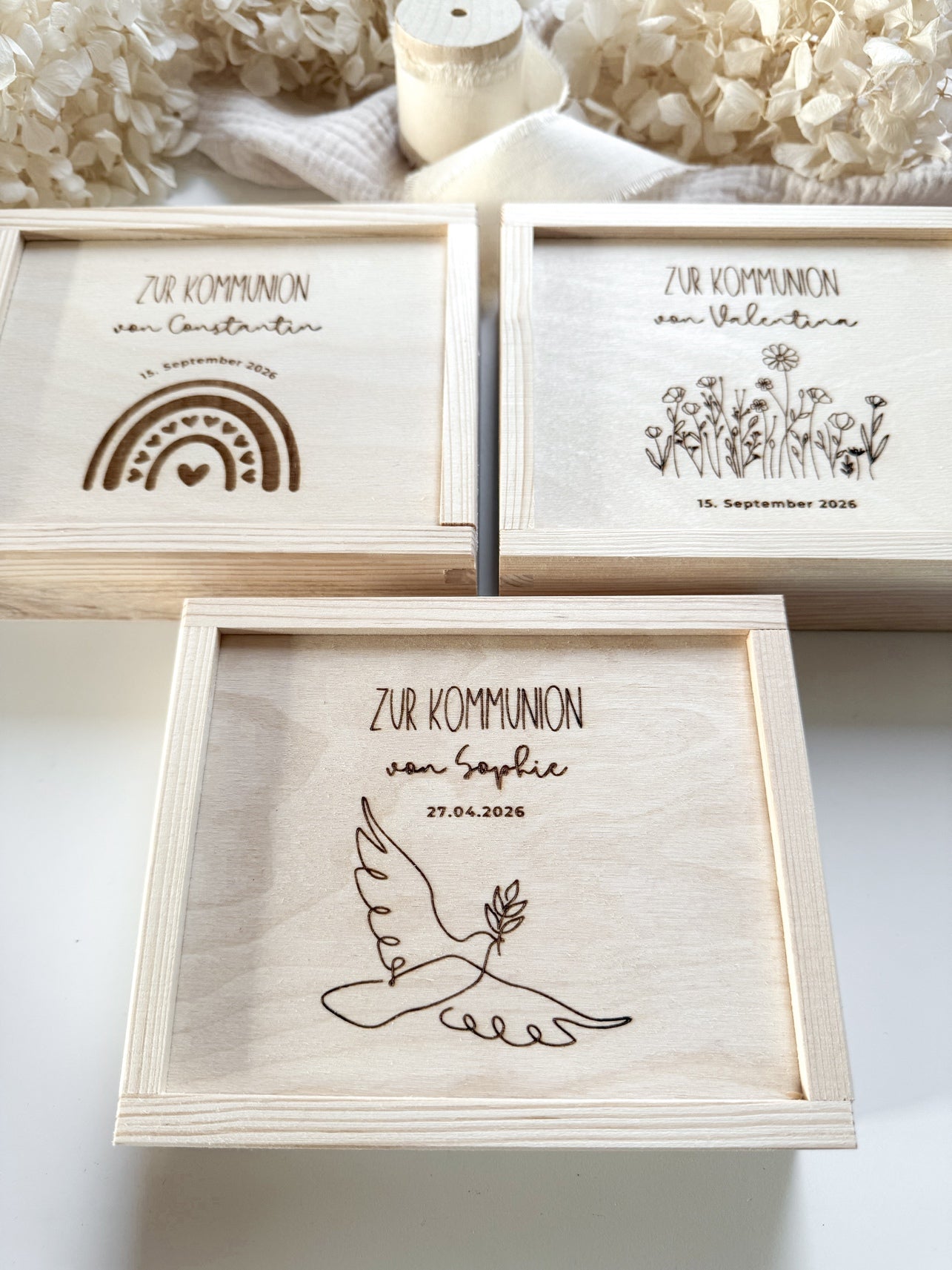 Personalisiertes Geldgeschenk aus Holz zur Kommunion | Regenbogen