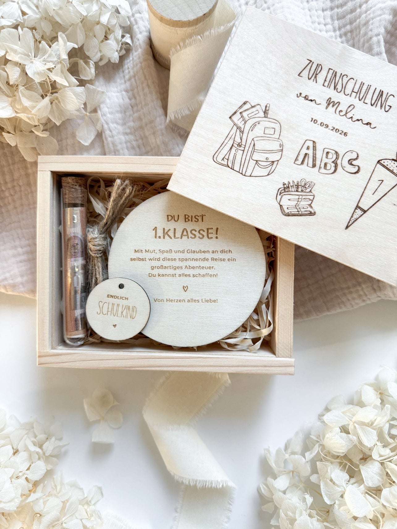 Personalisiertes Geldgeschenk aus Holz zur Einschulung