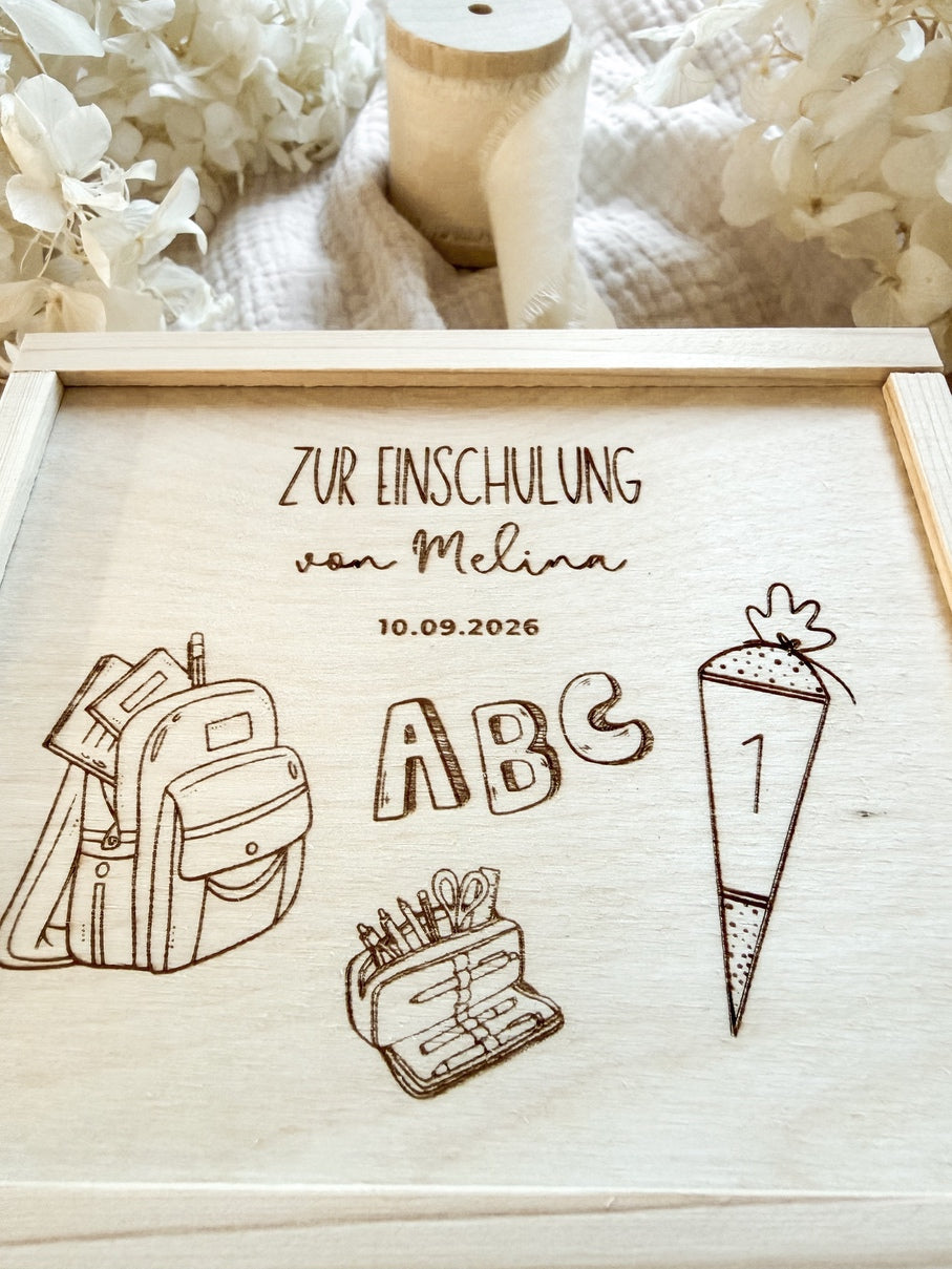 Personalisiertes Geldgeschenk aus Holz zur Einschulung