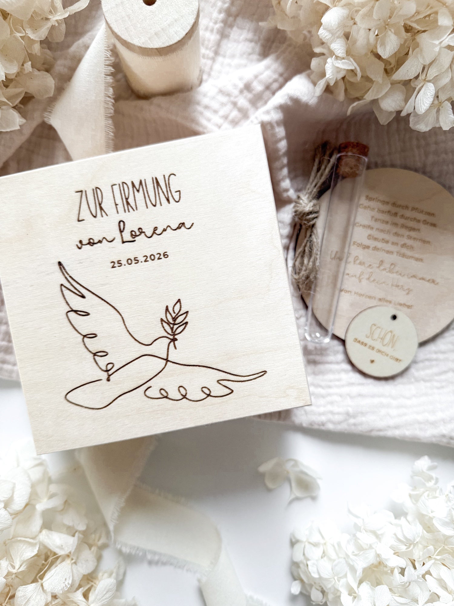Personalisiertes Geldgeschenk aus Holz zur Firmung | Taube