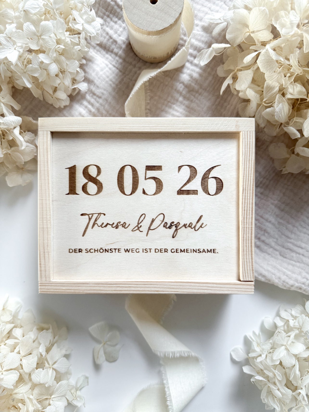 Personalisiertes Geldgeschenk aus Holz zur Hochzeit | Datum