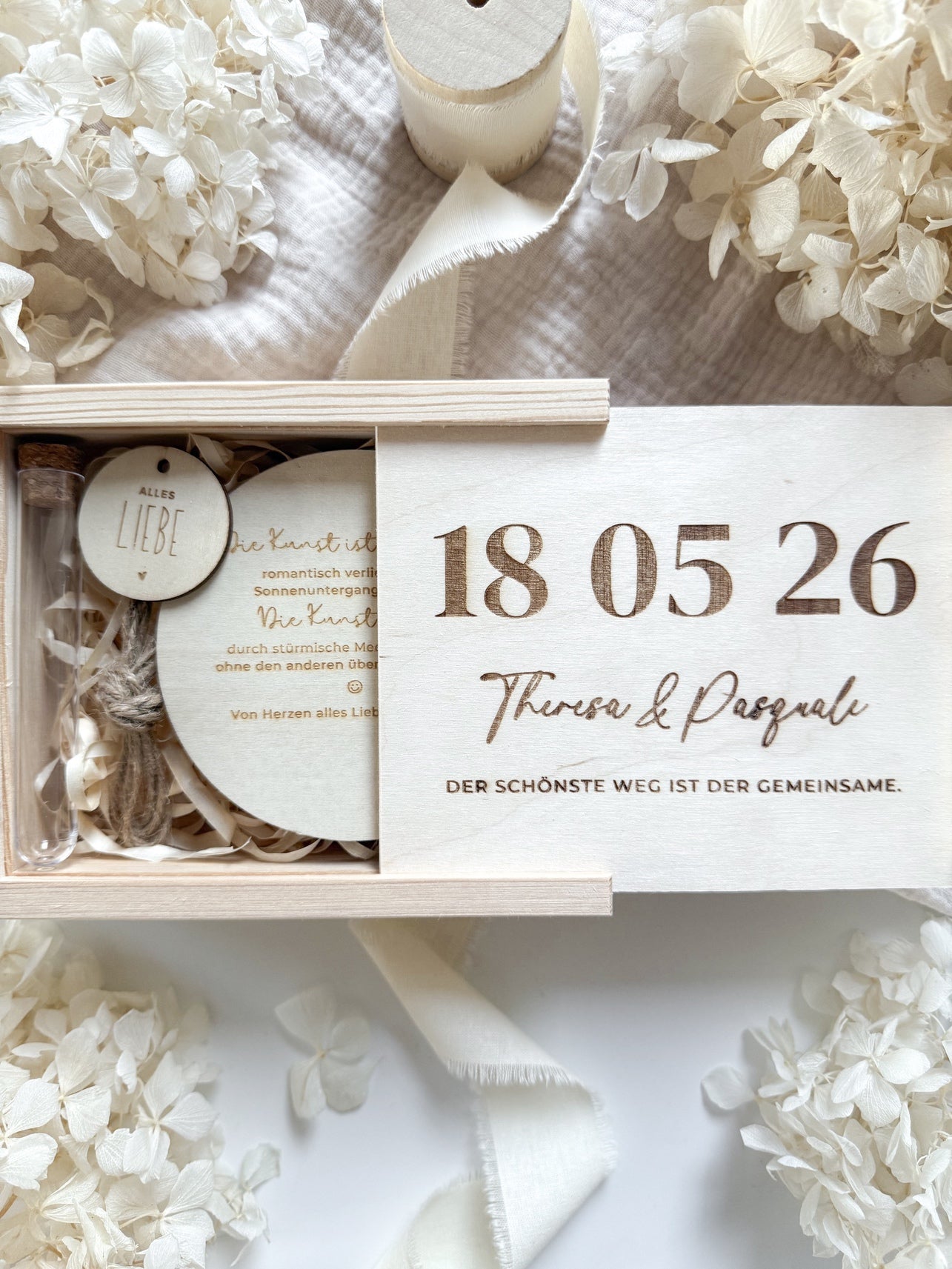 Personalisiertes Geldgeschenk aus Holz zur Hochzeit | Datum