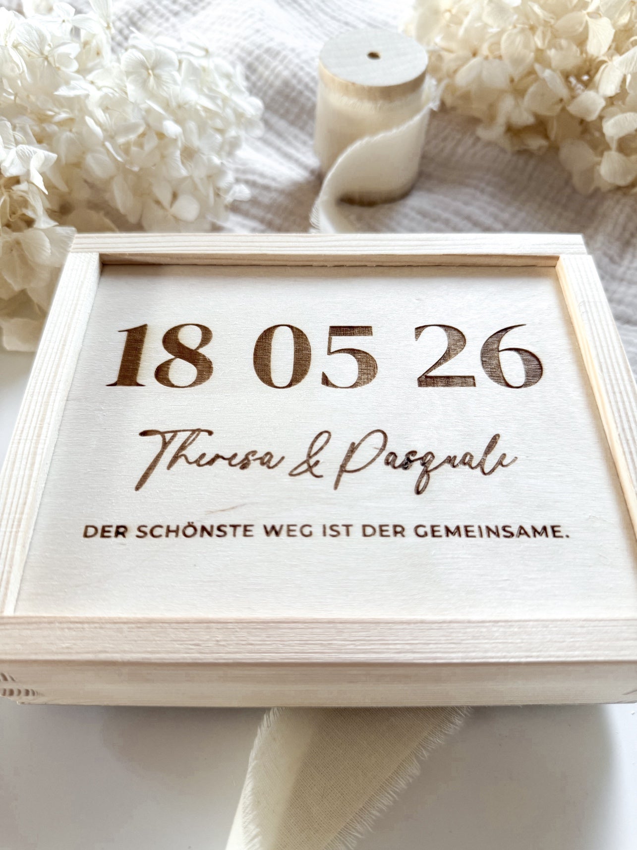 Personalisiertes Geldgeschenk aus Holz zur Hochzeit | Datum