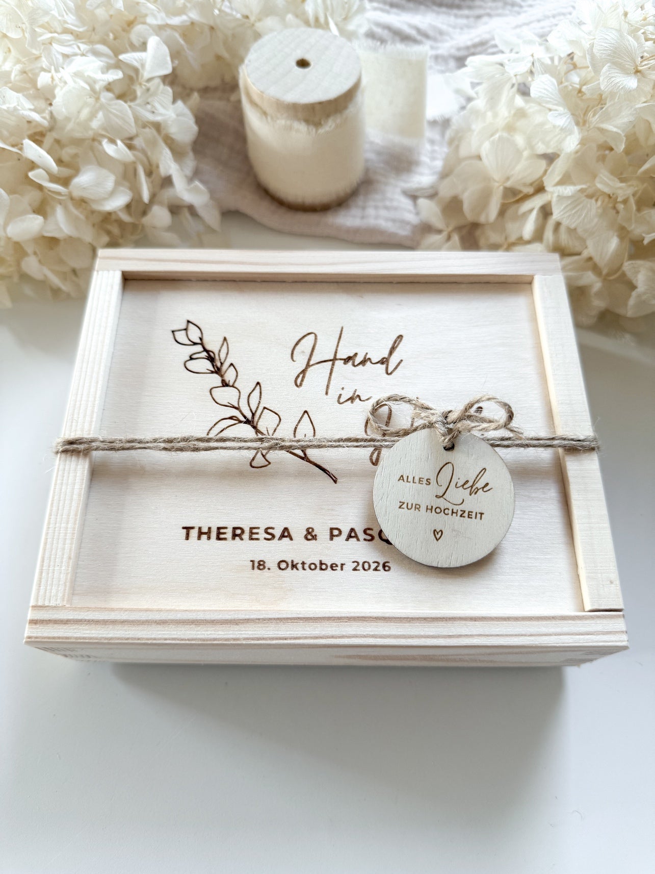 Personalisiertes Geldgeschenk aus Holz zur Hochzeit | Zweig