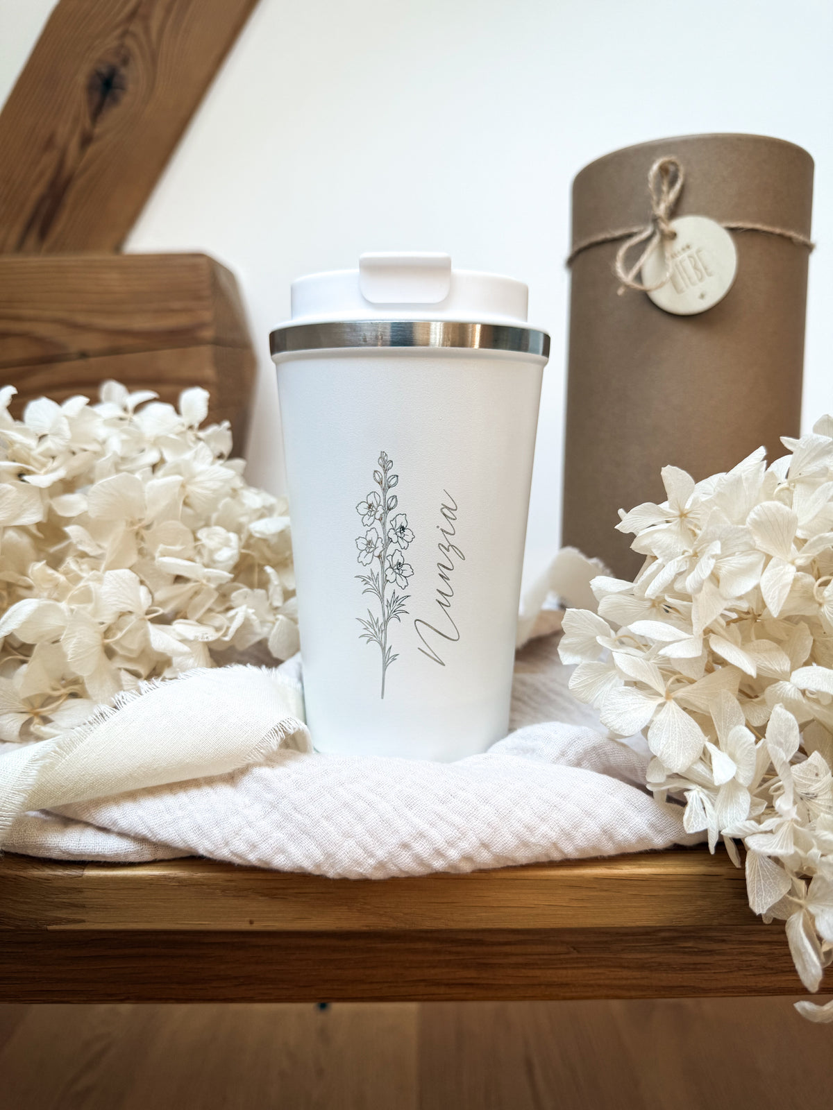Personalisierter Thermobecher mit Namen | Geburtsblume