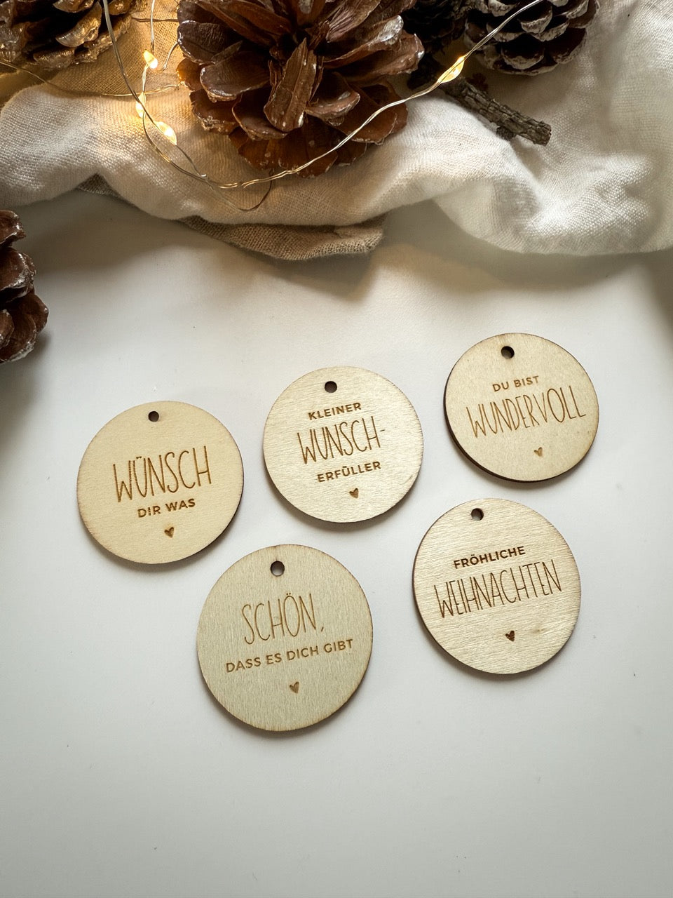 Personalisiertes Geldgeschenk zu Weihnachten aus Holz | Tannenbäume