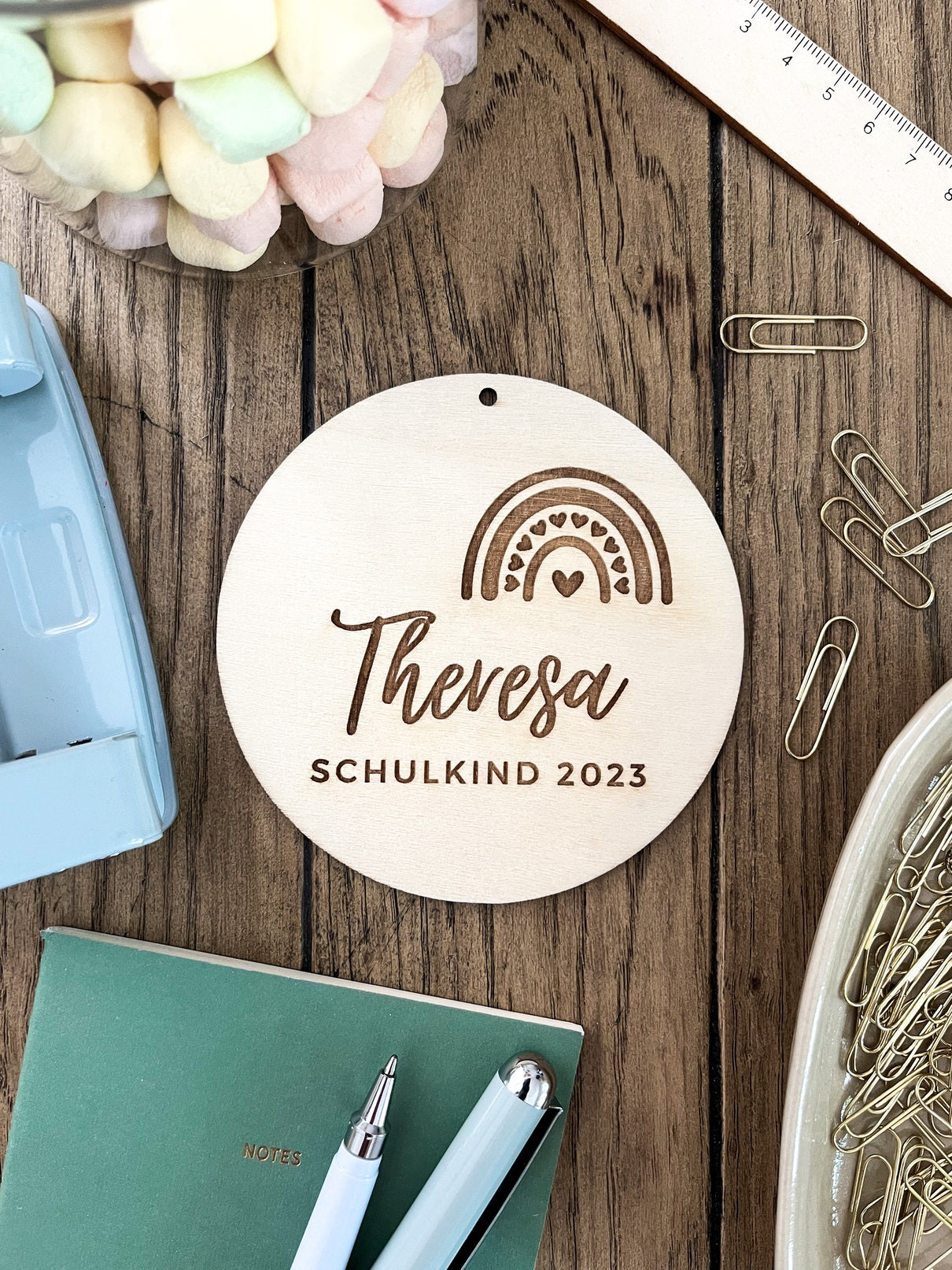 Personalisierter Schultütenanhänger aus Holz