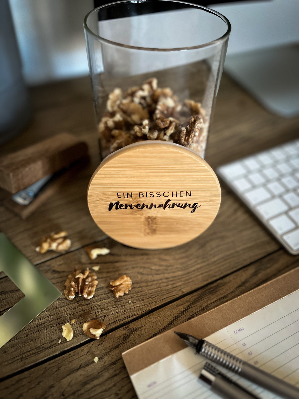 Vorratsglas mit Holzdeckel graviert | Ein bisschen Nervennahrung