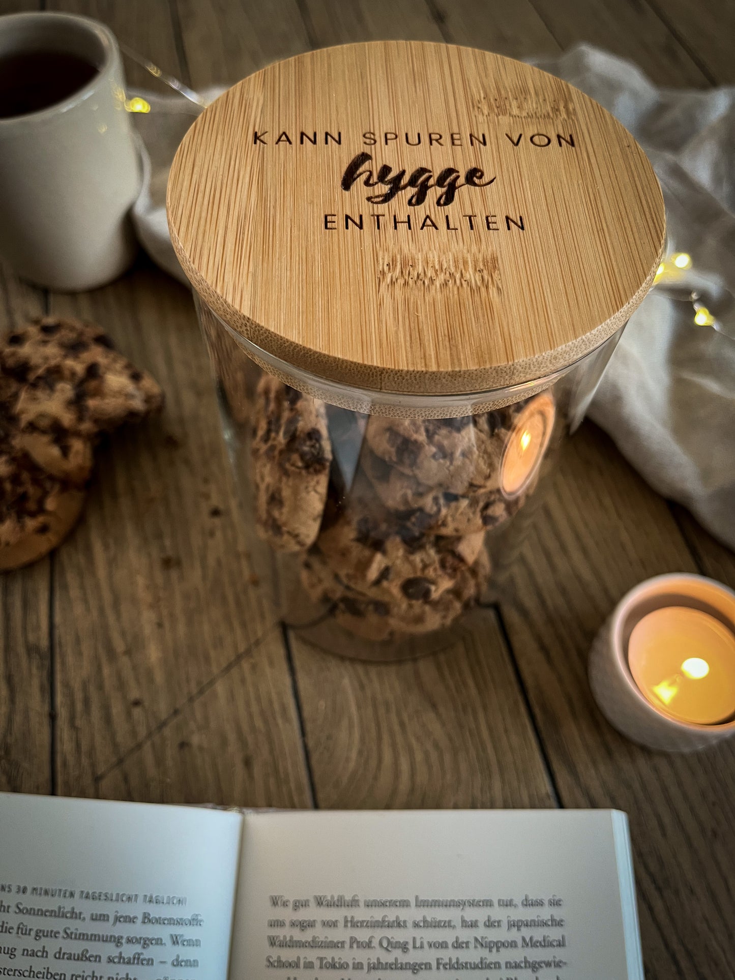 Vorratsglas mit Holzdeckel graviert | Kann Spuren von Hygge enthalten