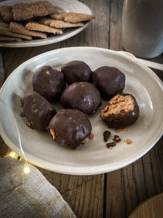 Spekulatius-Pralinen mit Erdnussbutter