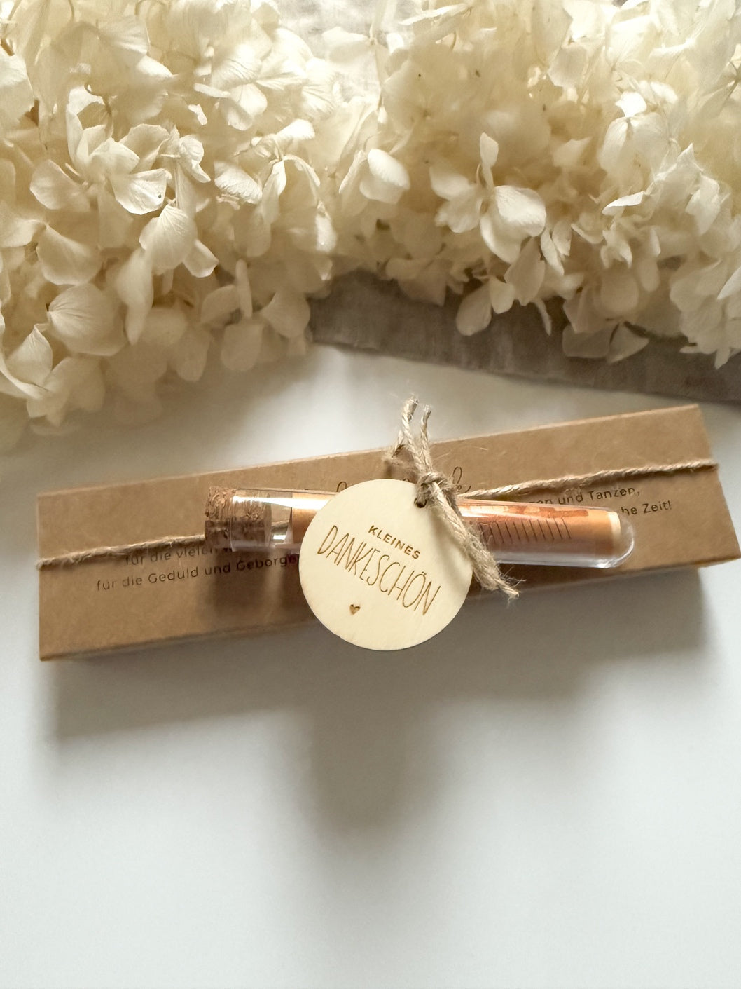 Personalisierter Kugelschreiber aus Edelstahl für Erzieherin oder Tagesmutter mit Gravur & Geschenkbox | Vielen Dank