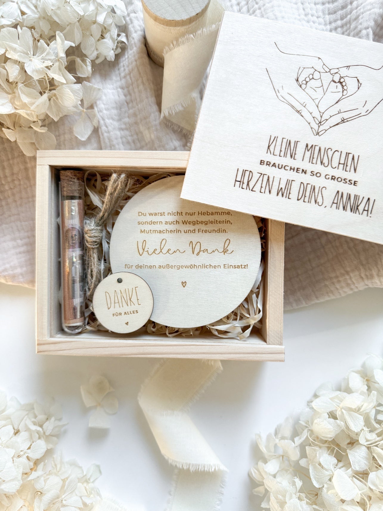 Personalisiertes Abschiedsgeschenk für Hebamme aus Holz