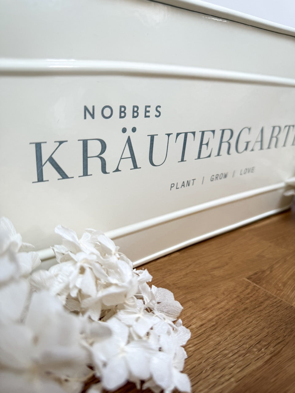 Personalisierter Metall-Blumenkasten "Kräutergarten" | Gravur "Plant Grow Love" | Geschenk zum Grillabend & Gartenparty