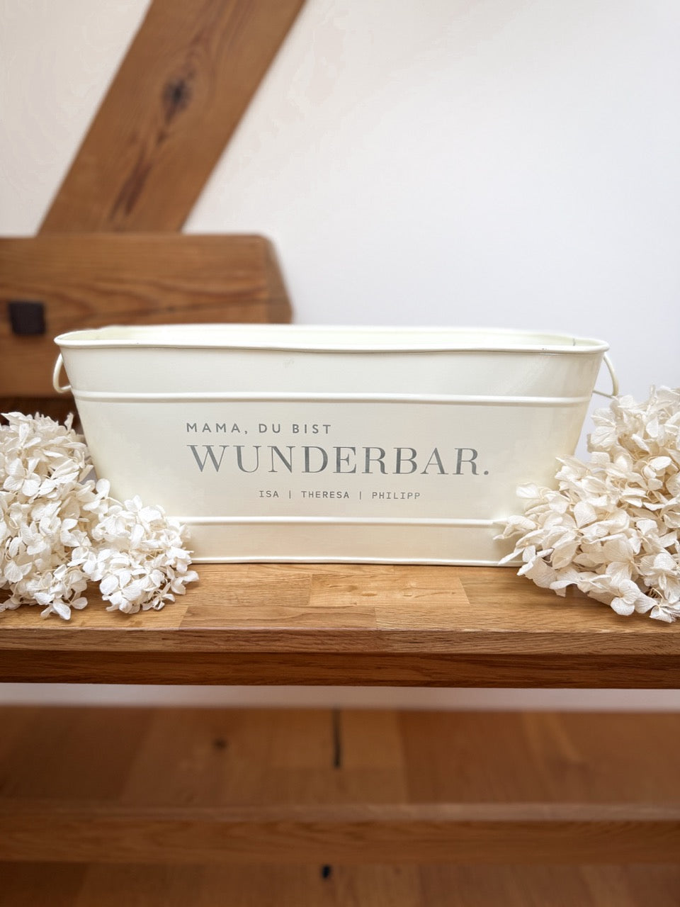 Personalisierter Metall-Blumenkasten für Mama | Gravur "Wunderbar" | Geschenk zum Muttertag & Geburtstag