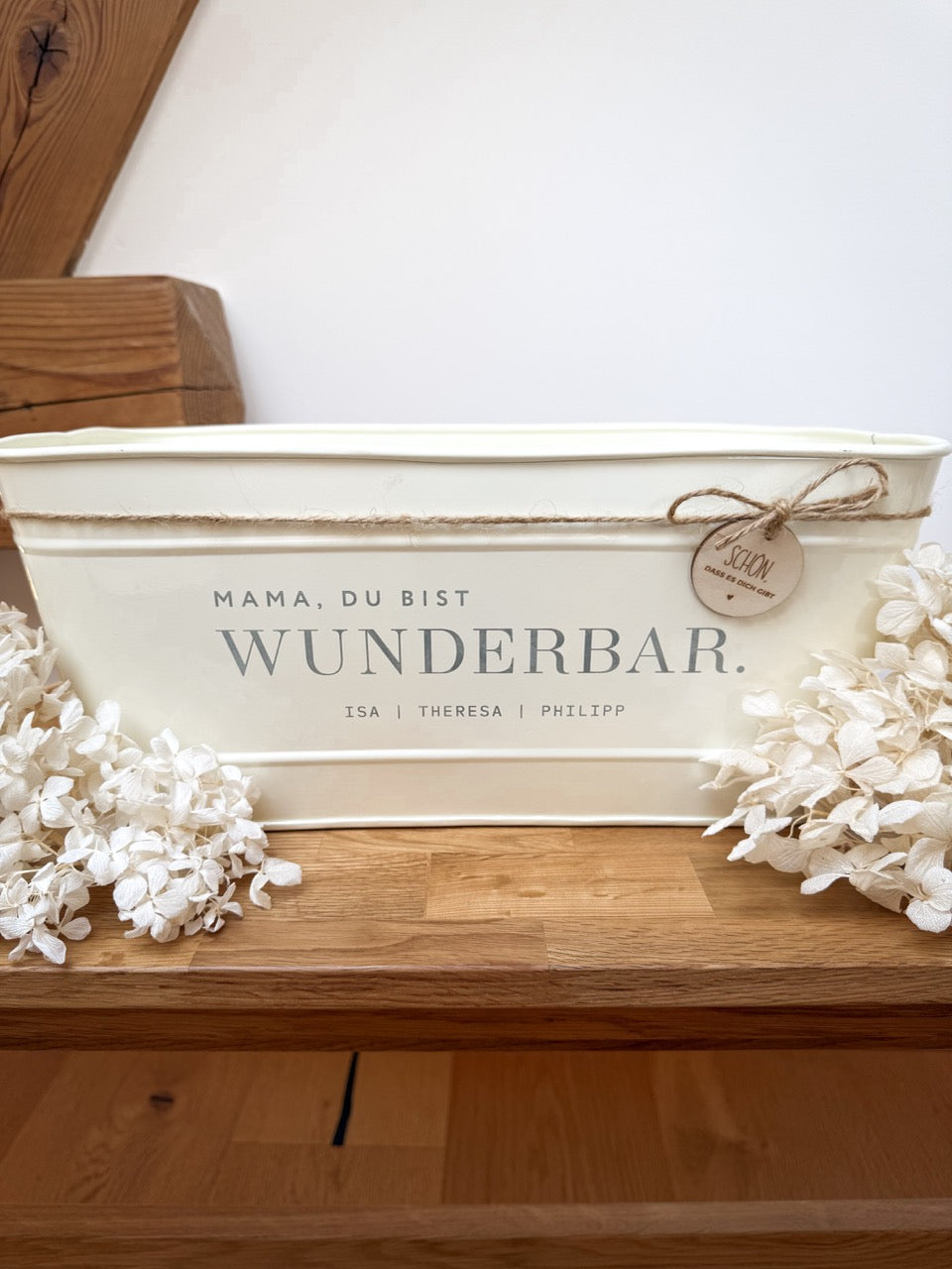 Personalisierter Metall-Blumenkasten für Mama | Gravur "Wunderbar" | Geschenk zum Muttertag & Geburtstag