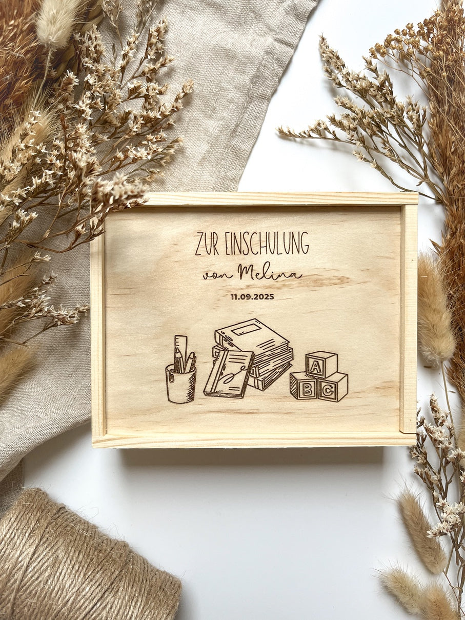 Personalisiertes Geldgeschenk aus Holz zur Einschulung | Bücher