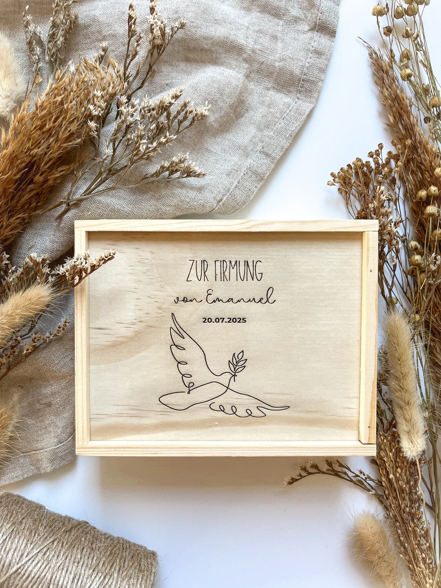 Personalisiertes Geldgeschenk aus Holz zur Firmung | Taube