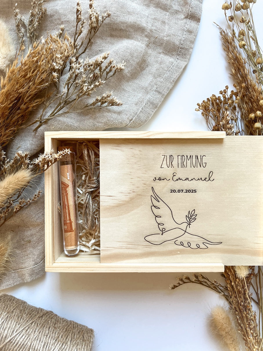 Personalisiertes Geldgeschenk aus Holz zur Firmung | Taube
