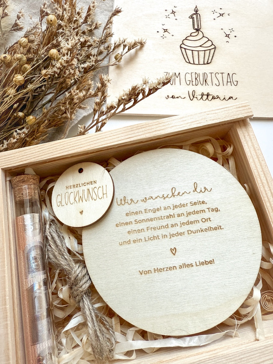 Personalisiertes Geldgeschenk Gravur & Namen zum 1. Geburtstag aus Holz