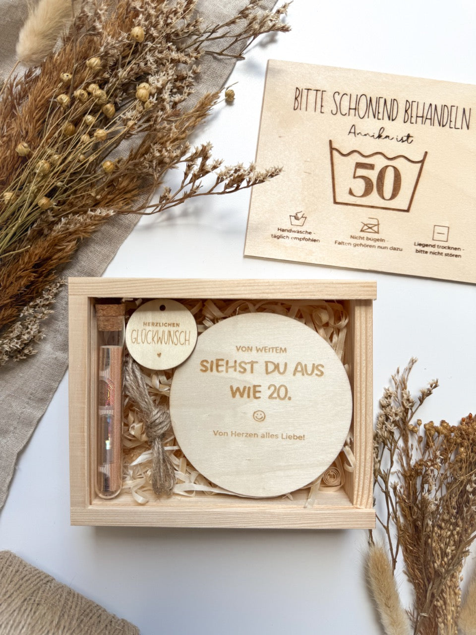 Personalisiertes Geldgeschenk mit Gravur & Namen zum 50. Geburtstag aus Holz