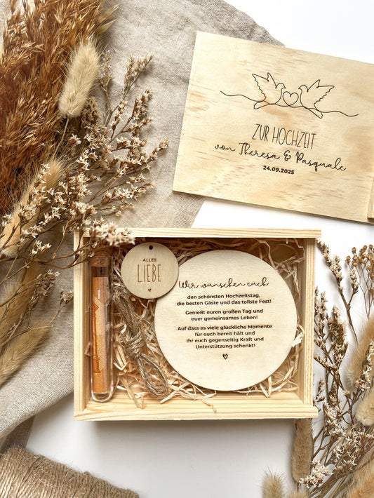 Personalisiertes Geldgeschenk aus Holz zur Hochzeit | Tauben