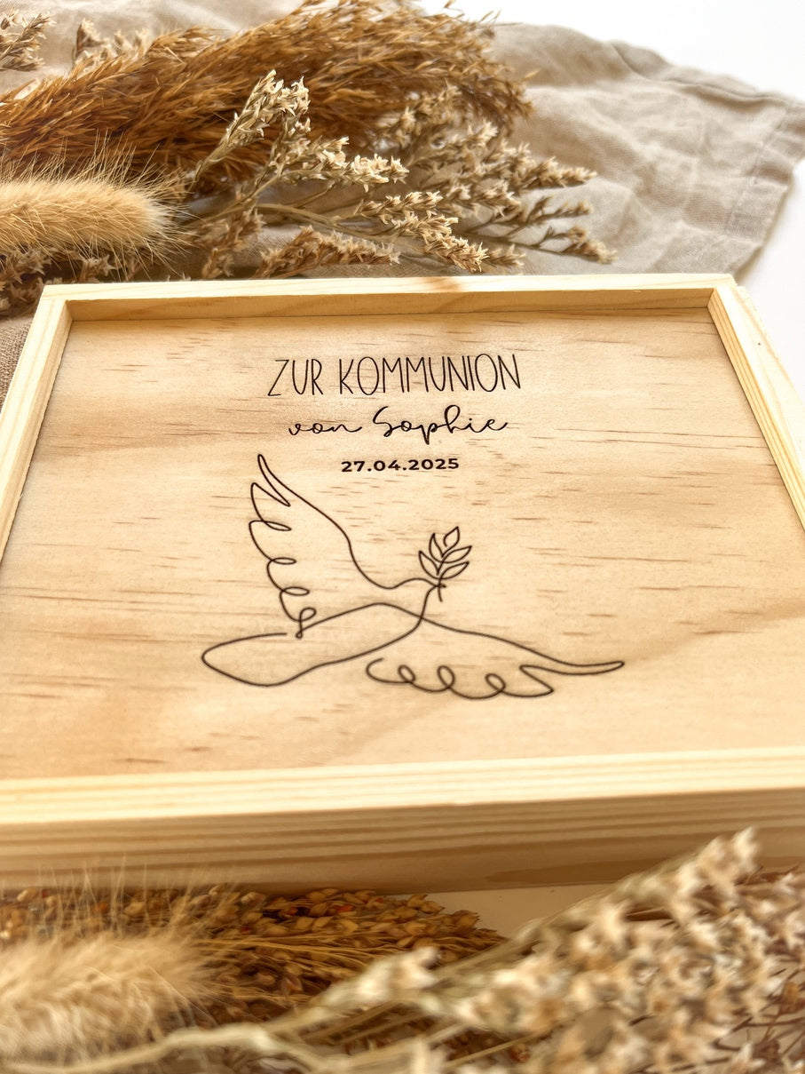 Personalisiertes Geldgeschenk aus Holz zur Kommunion | Taube