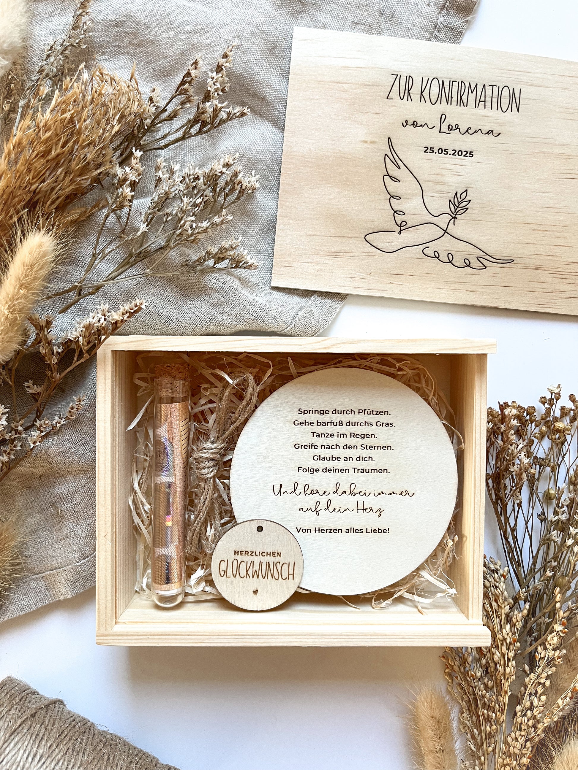 Personalisiertes Geldgeschenk aus Holz zur Konfirmation | Taube