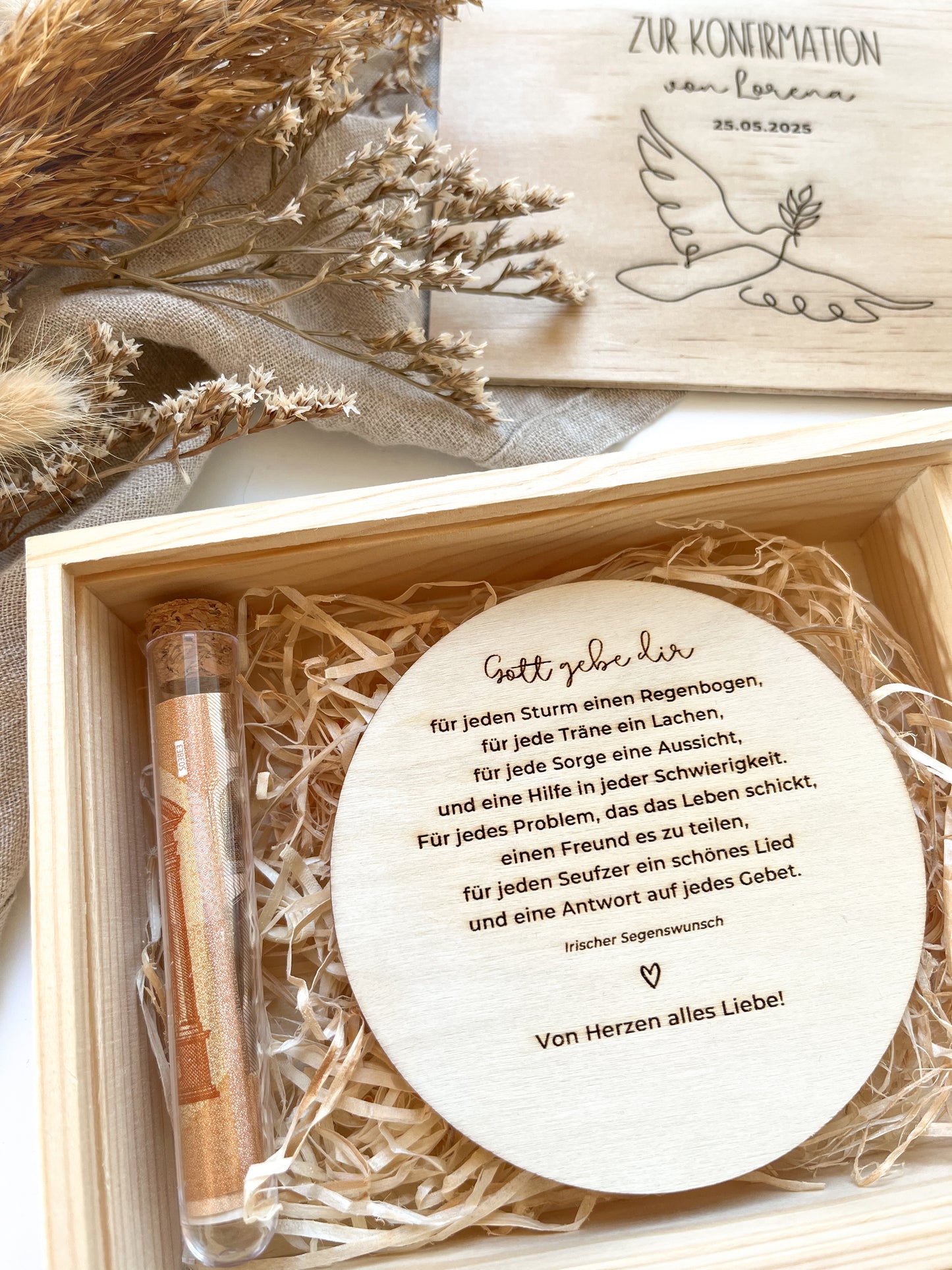 Personalisiertes Geldgeschenk aus Holz zur Konfirmation | Taube