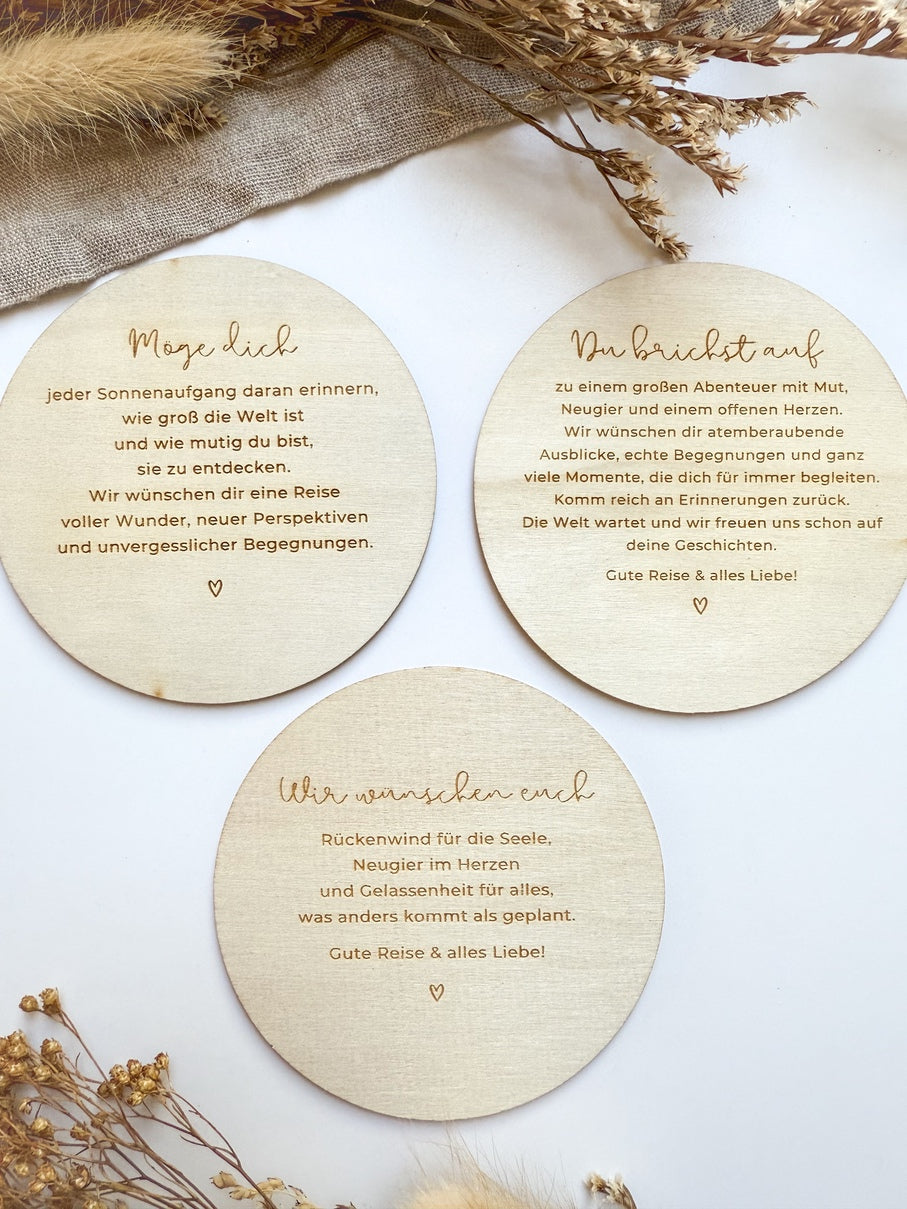 Geldgeschenk Weltreise personalisiert mit Namen aus Holz