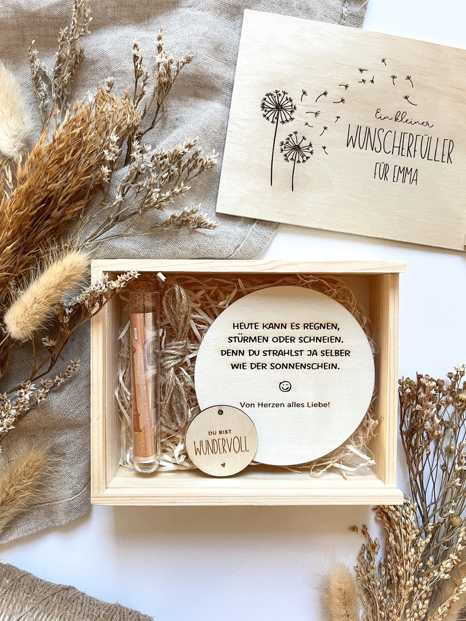Personalisiertes Geldgeschenk mit Namen zum Geburtstag aus Holz | Pusteblume