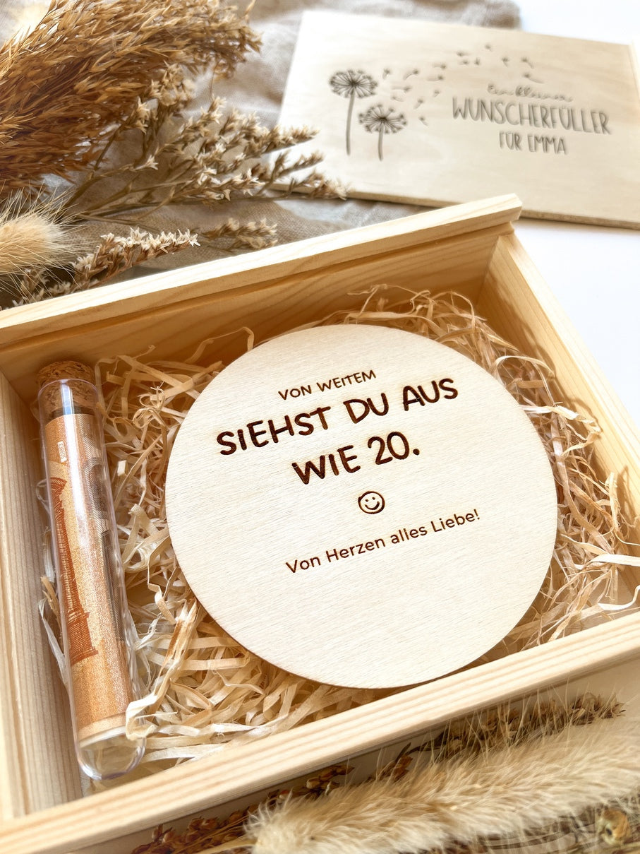 Personalisiertes Geldgeschenk mit Namen zum Geburtstag aus Holz | Pusteblume