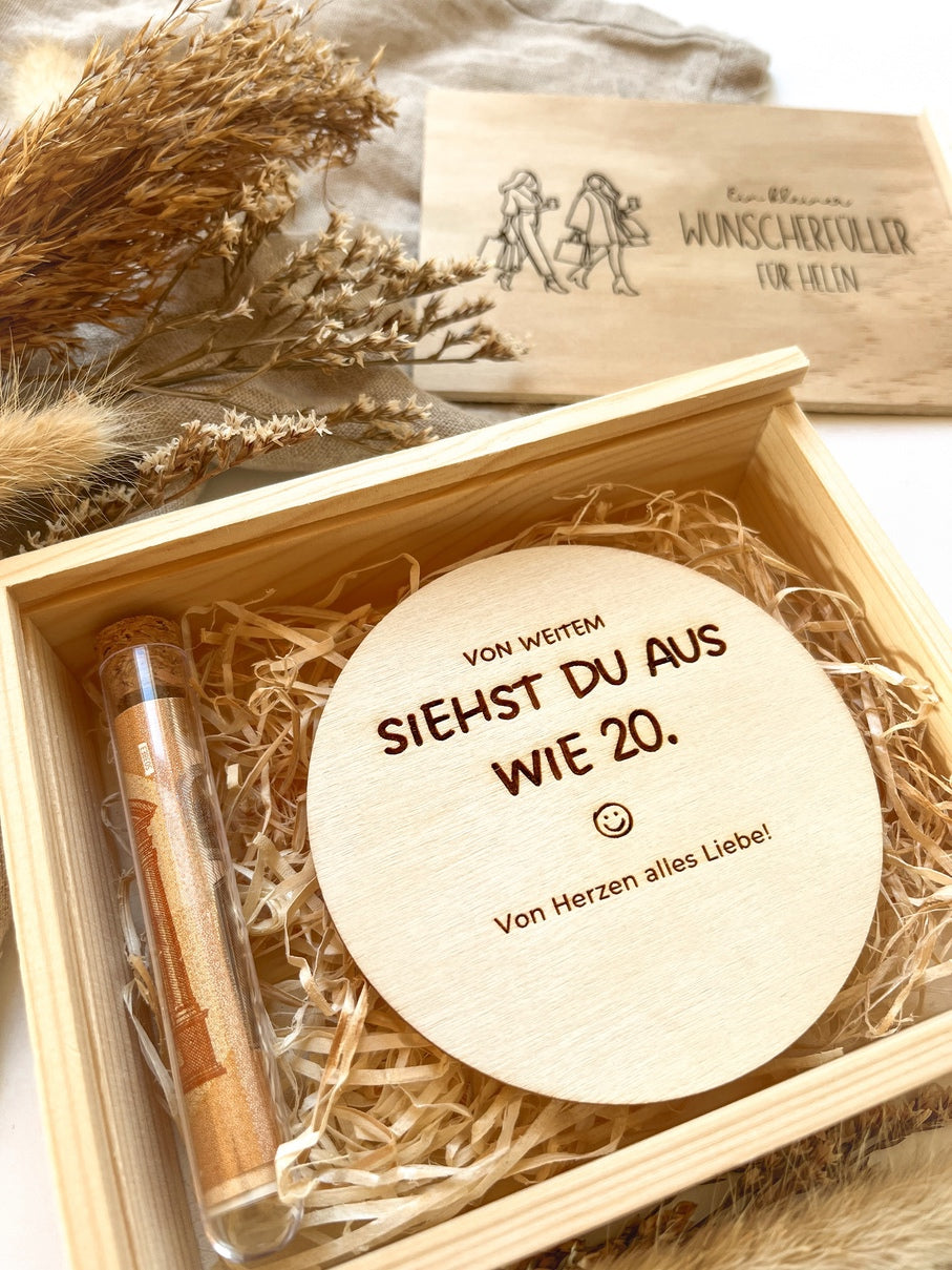 Personalisiertes Geldgeschenk mit Gravur und Namen zum Geburtstag aus Holz | Shopping