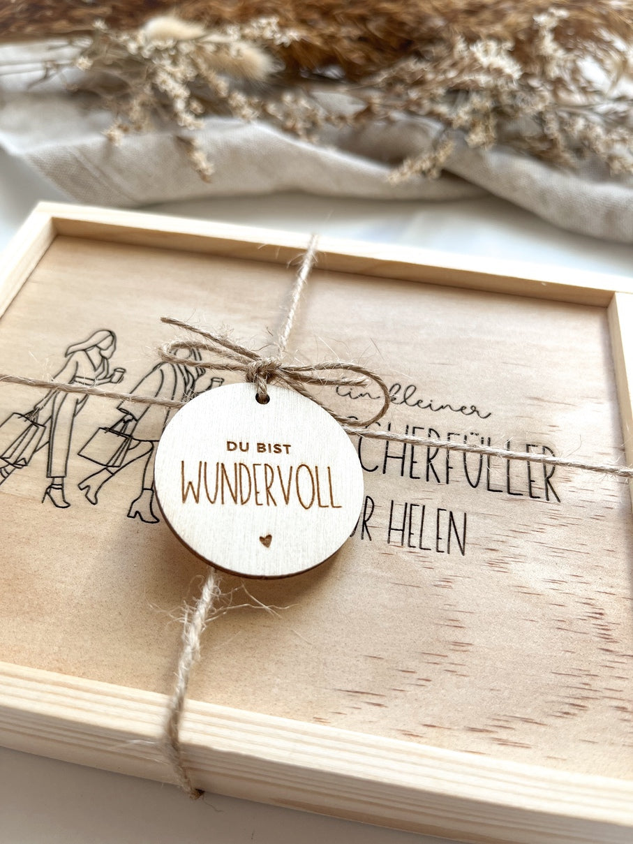 Personalisiertes Geldgeschenk mit Gravur und Namen zum Geburtstag aus Holz | Shopping