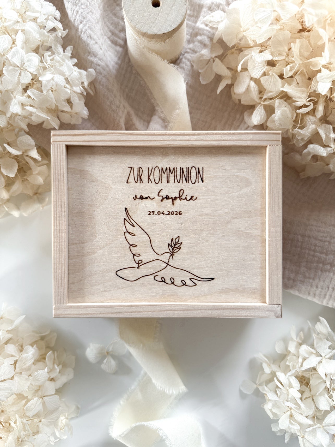 Personalisiertes Geldgeschenk aus Holz zur Kommunion | Taube
