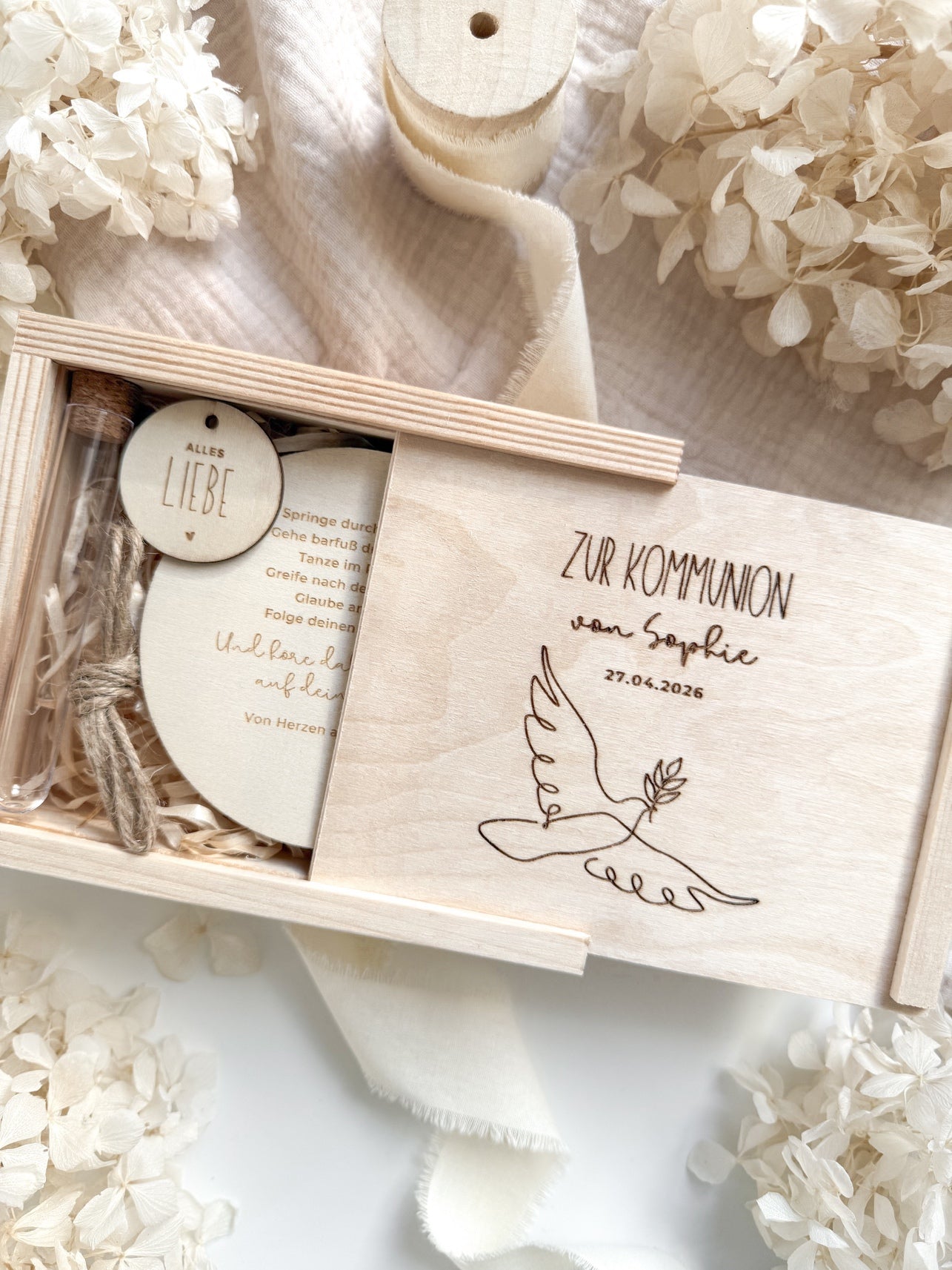 Personalisiertes Geldgeschenk aus Holz zur Kommunion | Taube