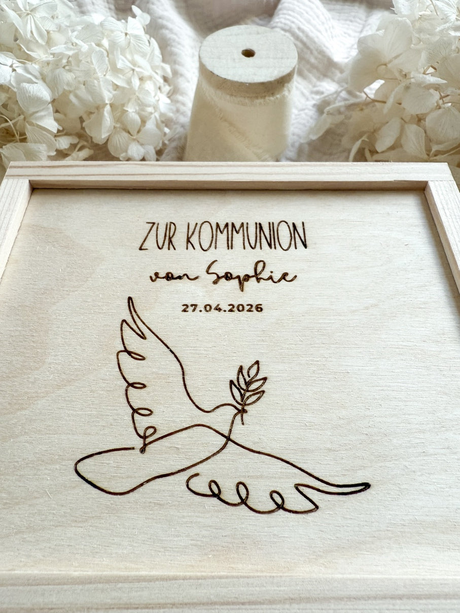 Personalisiertes Geldgeschenk aus Holz zur Kommunion | Taube