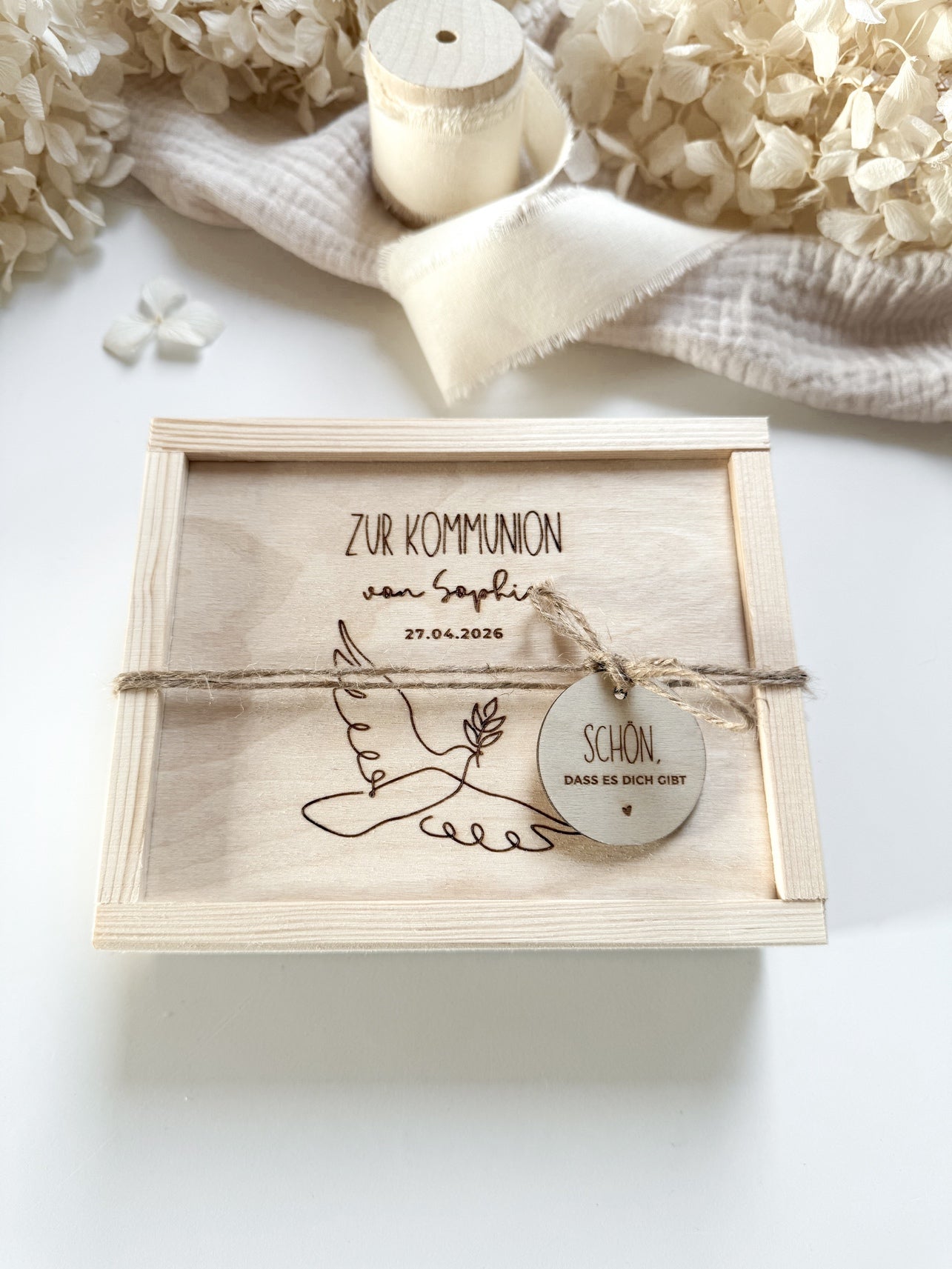 Personalisiertes Geldgeschenk aus Holz zur Kommunion | Taube