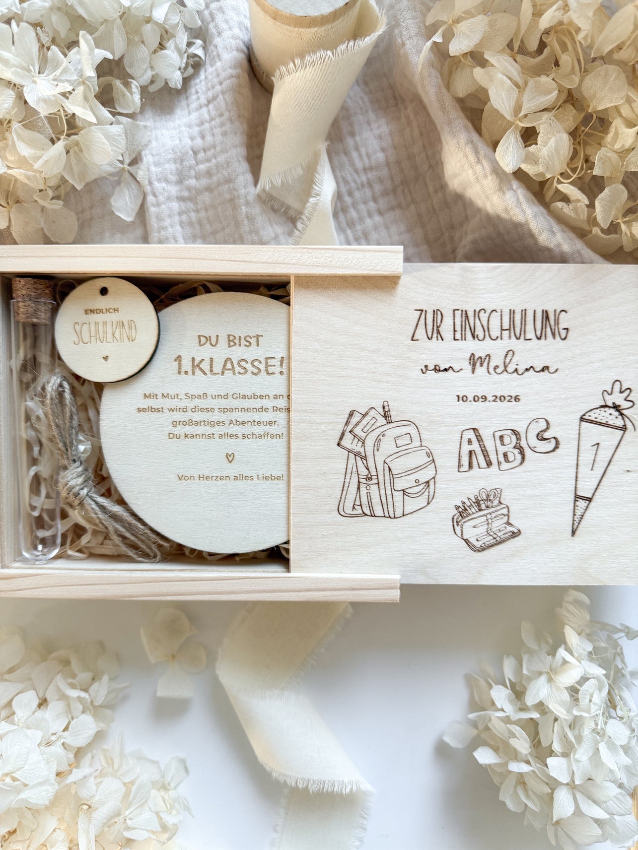 Personalisiertes Geldgeschenk aus Holz zur Einschulung