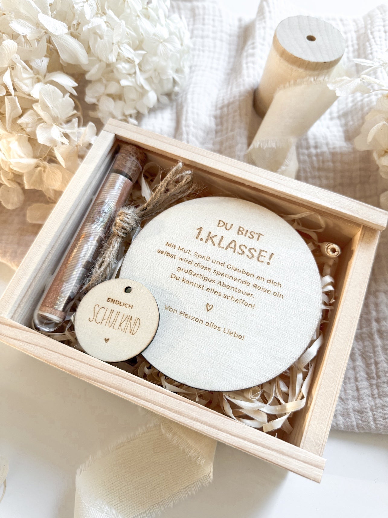 Personalisiertes Geldgeschenk aus Holz zur Einschulung