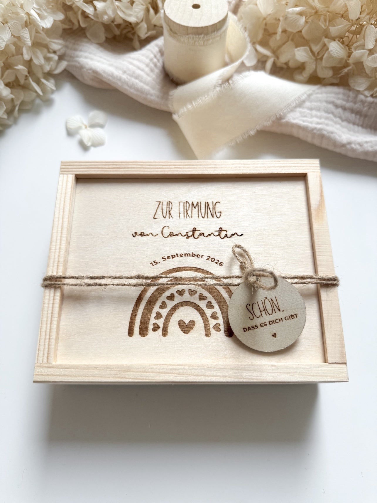 Personalisiertes Geldgeschenk aus Holz zur Firmung | Regenbogen