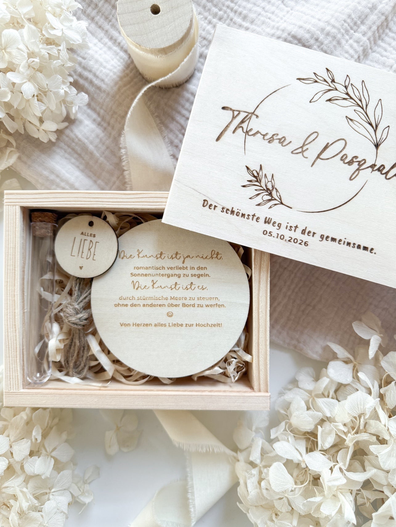 Personalisiertes Geldgeschenk aus Holz zur Hochzeit | Olivenkranz