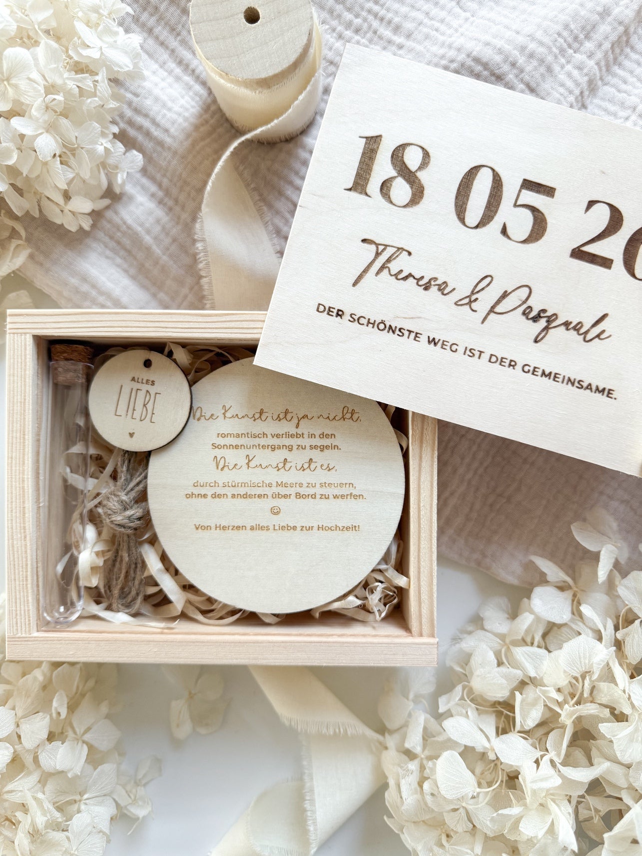 Personalisiertes Geldgeschenk aus Holz zur Hochzeit | Datum