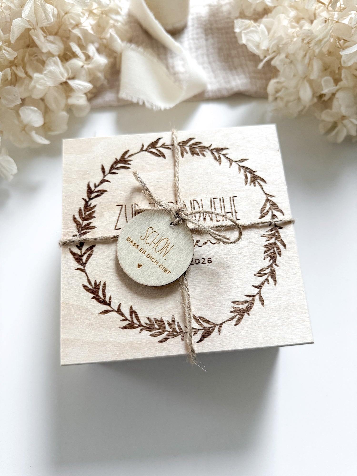 Personalisiertes Geldgeschenk aus Holz zur Jugendweihe | Kranz