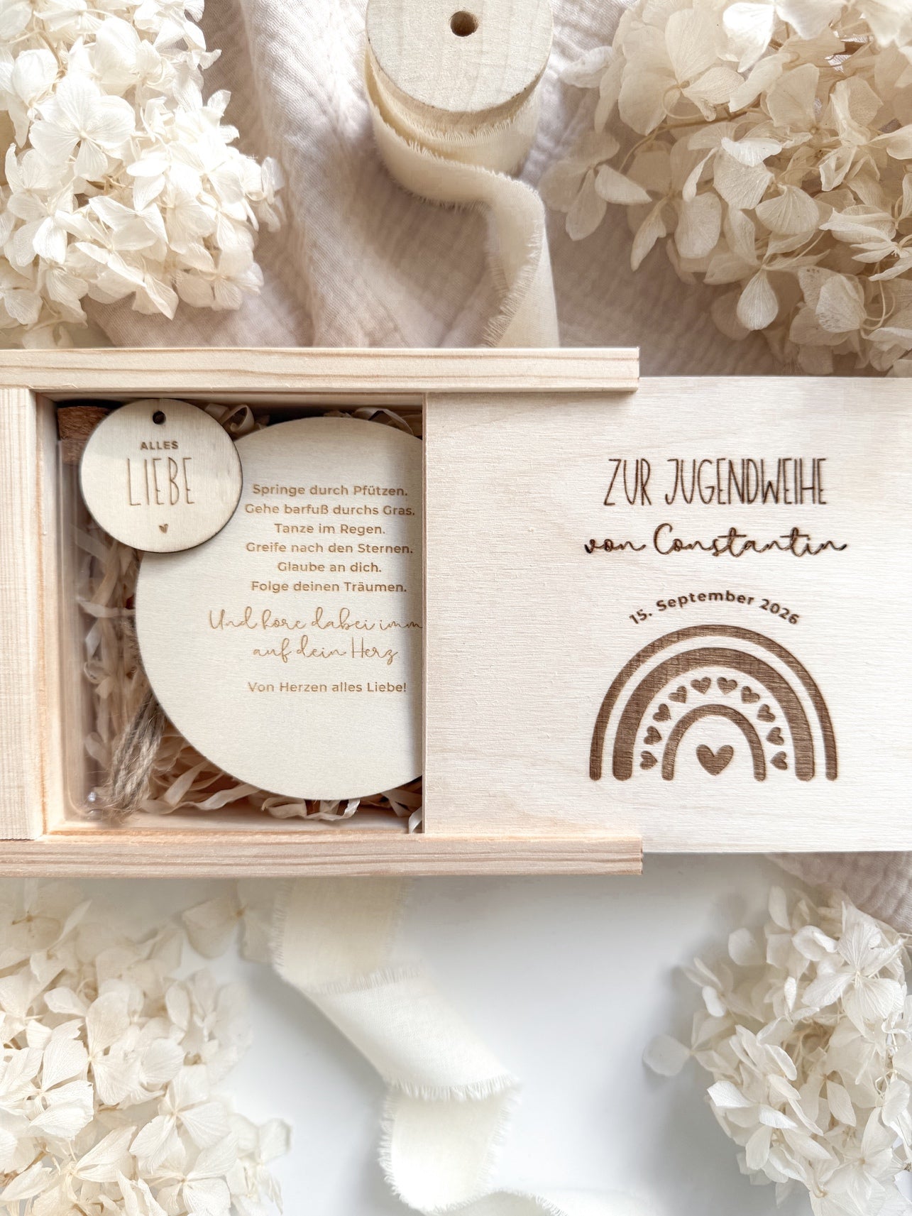 Personalisiertes Geldgeschenk aus Holz zur Jugendweihe | Regenbogen