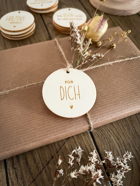 Gravierte Geschenkanhänger mit verschiedenen Motiven | 5er-Set