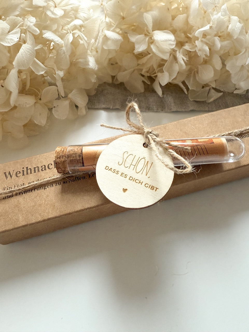 Personalisierter Kugelschreiber aus Edelstahl mit Gravur & Geschenkbox zu Weihnachten | Definition Weihnachten
